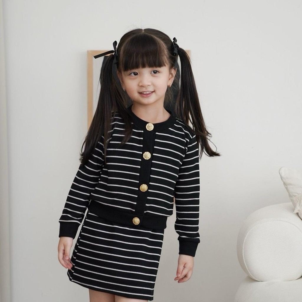 CELVEkids - Stelan Madelyn Set Cardigan Dress Anak Perempuan Korean style Bahan knit usia 1-6th